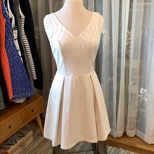 Aqua dress  large cream w beige underlay